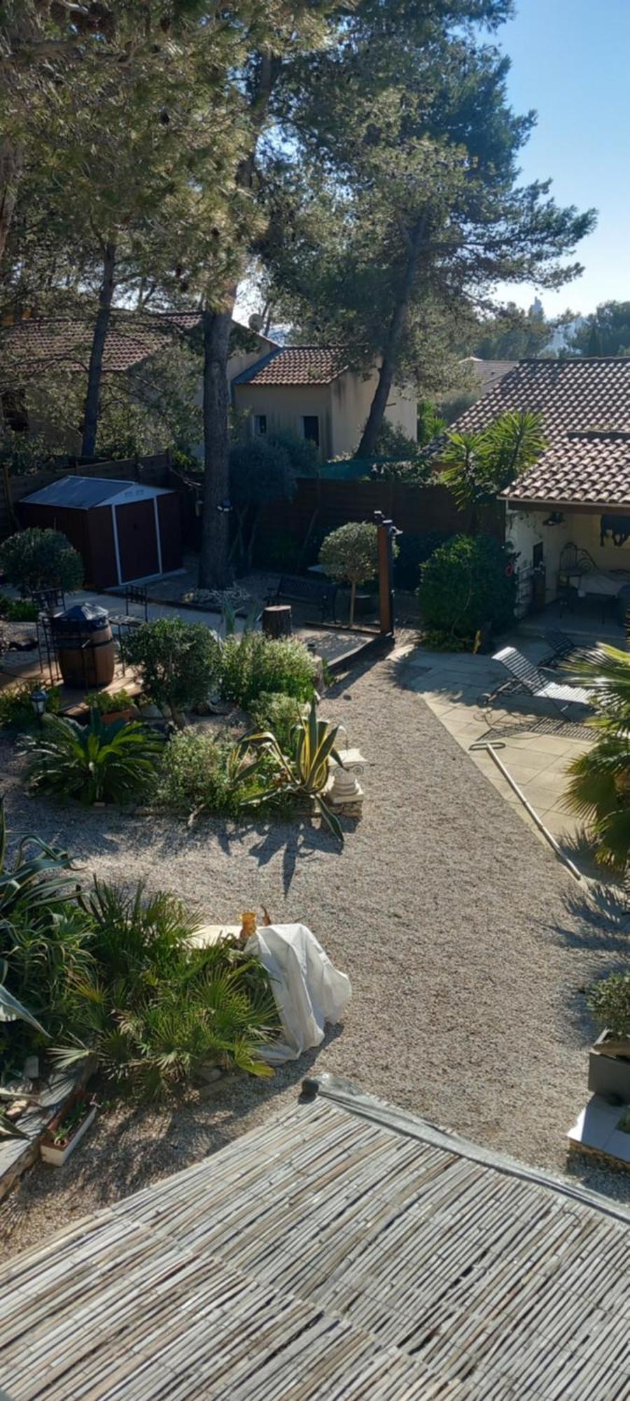 Les Coronilles Bed and Breakfast Beaucaire  Εξωτερικό φωτογραφία